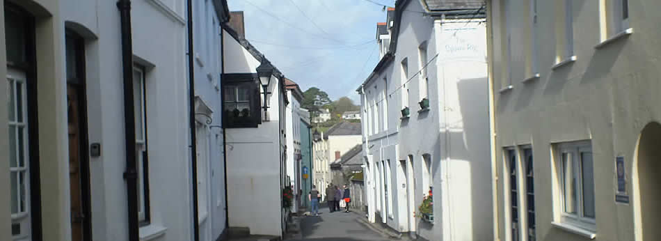 Narrow streets in the old part of Fowey